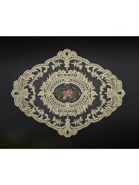 Vintage Embroidered Oval Lace Doily With Floral Centerpiece 10" Beige & Pink Ele